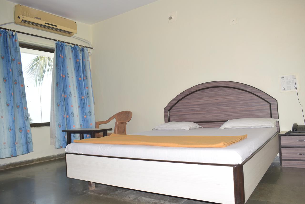 Hotel Guruji Alībāg Εξωτερικό φωτογραφία